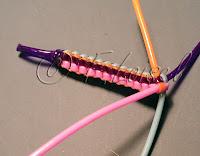 Scoubidou à 4 fils carré