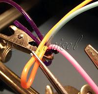 Scoubidou à 4 fils carré