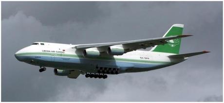 LAC Antonov 124.jpg