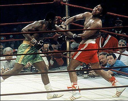 joe-frazier-celbrity-drive-with-muhammad-ali-in-the-ring