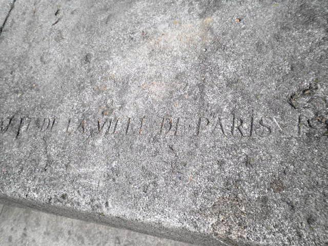 Le Méridien de Paris et ses médaillons Arago