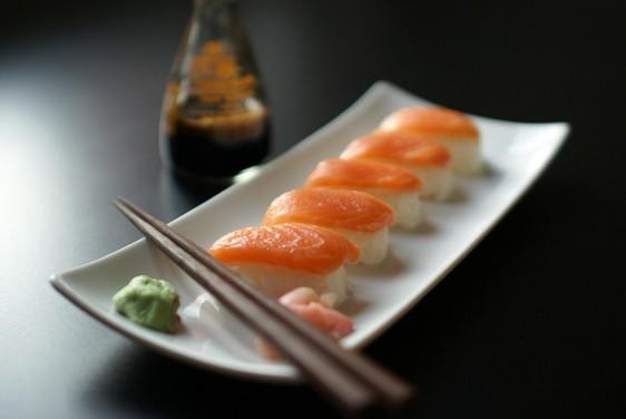 Sushibot cuisine 300 rouleaux de makis et 3600 sushis par heure !