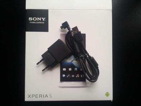 Sony Xperia S chargeur micro usb