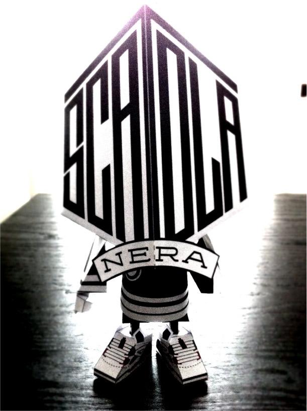 Papertoy ‘La Scatola Nera’ de PHIL