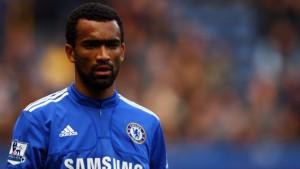 Bosingwa au Real plutôt qu’au PSG ?