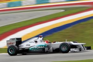Lotus lance une dernière attaque vers Mercedes