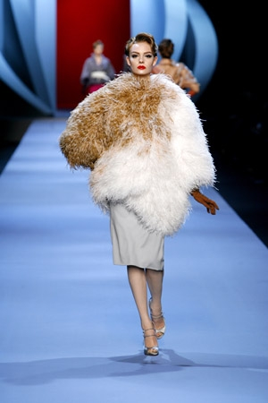 Truc en plumes, Dior