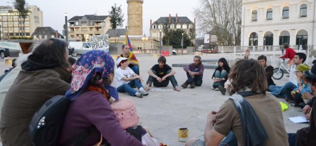 Des bâtons dans les urnes