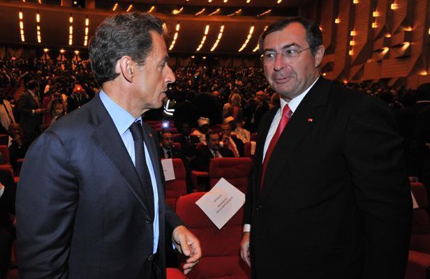 article sarkobouygues Free mobile : Nicolas Sarkozy monte au créneau