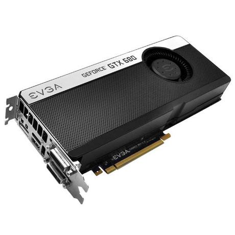 02G-P4-2685-KR_LG_4 02G P4 2685 KR LG 4 EVGA appose sa signature sur la GTX 680