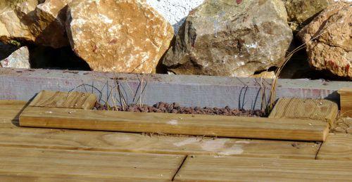 Plantation dans la zone de lagunage (suite) !