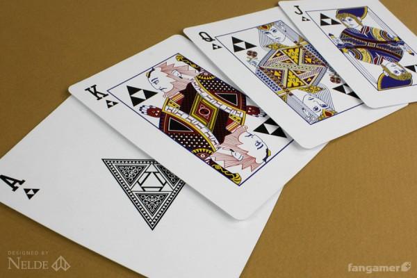 zelda cards triforce 600x400 Un jeu de cartes à jouer reprenant lunivers de Zelda