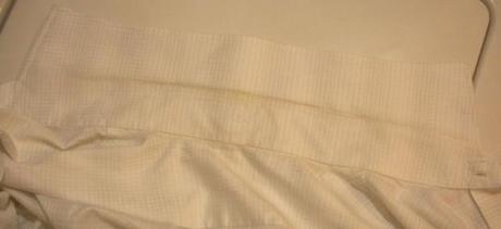 my clean shirt collar before cleaning 620x285 Comment laver une chemise ?