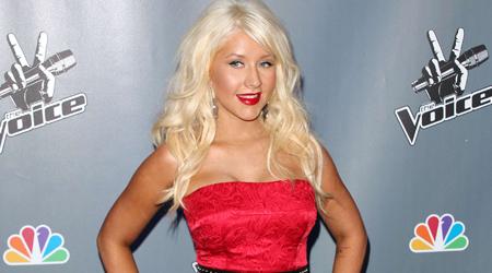 Vidéo : Christina Aguilera chante son tube de 2002 sur la scène de The Voice US