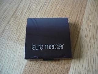 Laura Mercier c'est ma copine...
