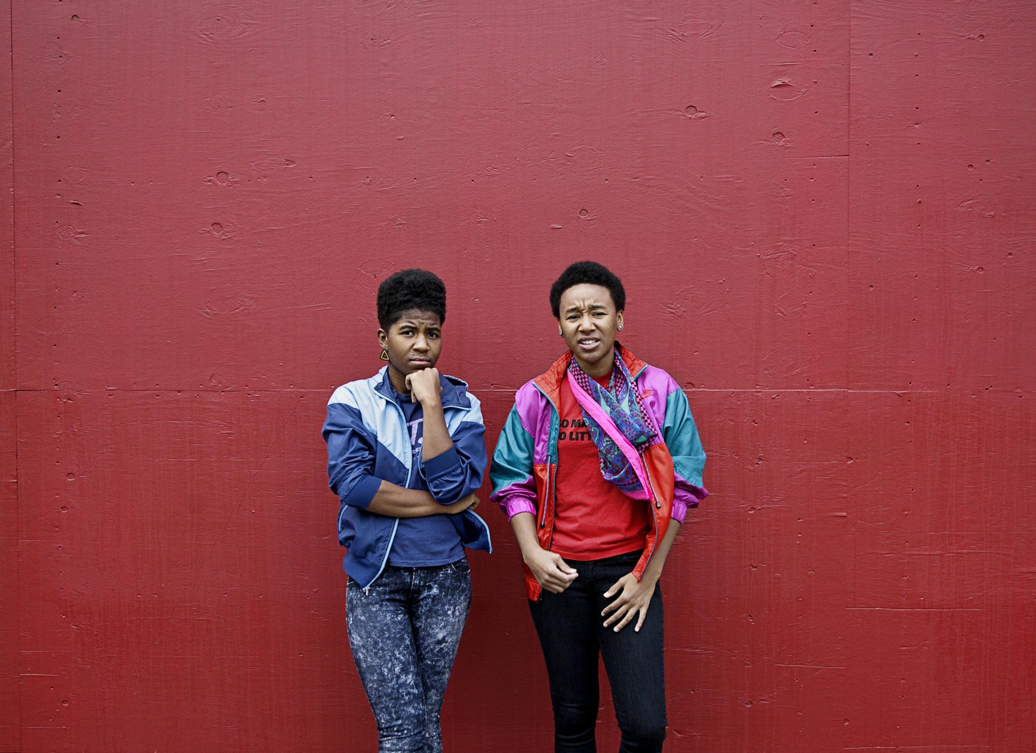 THEESatisfaction – QueenS