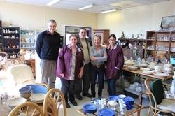 Les salariés dans la boutique. (De g. à d., Y. Briand, D. Kerharou, JG Traon, A. Garabello et O. Hillion) © GS_BD