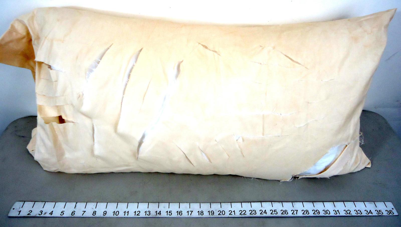 Achetez l'oreiller qu'ont utilisé Ed&Bella pour faire l'amour