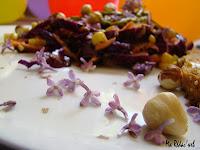 Salade printanière haute en couleur