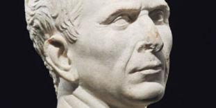 Portrait identifié comme étant celui de César, 50-40 avant J.-C.