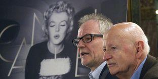 Thierry Frémaux, délégué général du Festival de Cannes (à gauche) et Gilles Jacob, son président, lors de la conférence de presse à Paris, le 19 avril 2012.