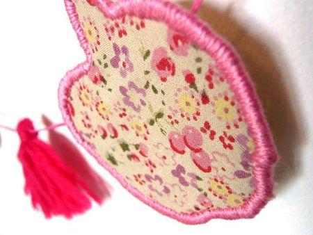 guirlande de pommes tissu feutrine pompoms de laine Tête de mule (4)