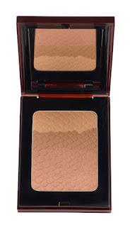 Bleu piscine par Yves Saint-Laurent