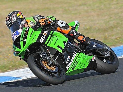 WSS-2012-02-30-kenan_sofuoglu_practice_2_phillip_i-copie-1.jpg