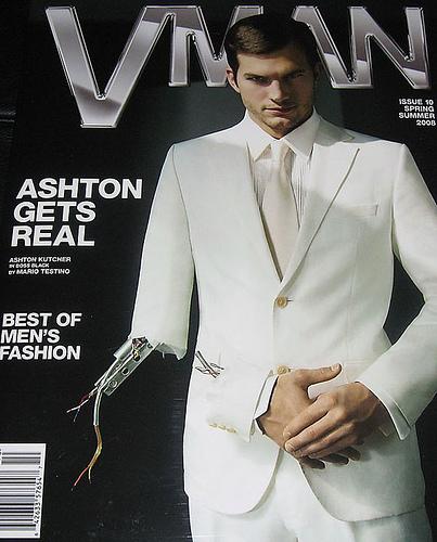 Ashton Kutcher dans le magazine VMan