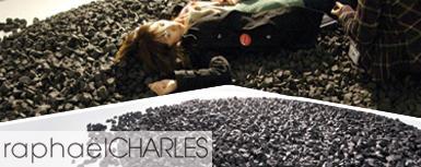 Tapis imitation charbon - Raphaël Charles - © Copyright photo et création Intérieur Décoration Design.