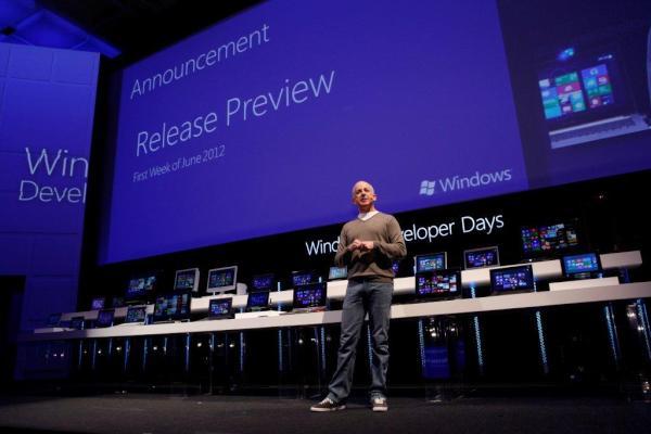 ArN1E6PCEAAOdQ0 Windows 8 Release Preview pour début juin