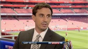 Gary Neville comme un fou au moment du but de Torres