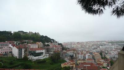 Lisbonne sous la pluie, c'est joli (mais...)
