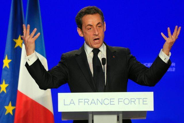 Le nom de Nicolas Sarkozy plane sur deux affaires judiciaires, celle de l'attentat de Karachi en 2002 et celle sur la famille Bettencourt. 