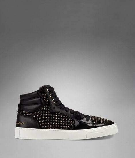 Les sneakers Yves Saint Laurent.