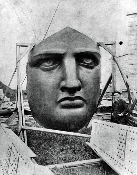 Le visage de la Statue de la Liberté