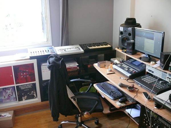 Inside the studio – Phil Weeks