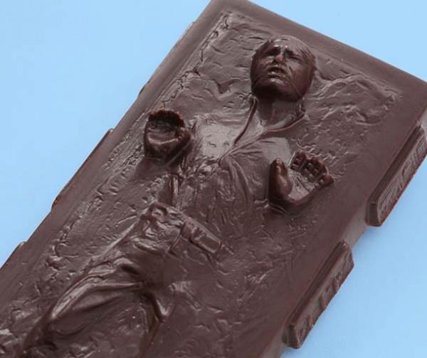 Star Wars Han Solo Carbonite Chocolate 1 600x504 Star Wars : Han Solo en chocolat