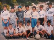 Reconnaissez jeunes footballeurs