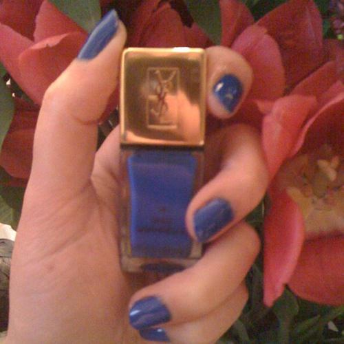 Et #YSL créa le #bleumajorelle