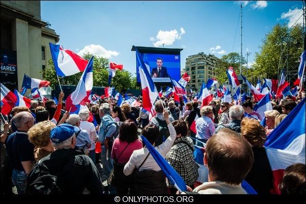 meeting-Sarkozy-trocadero-paris-0011
