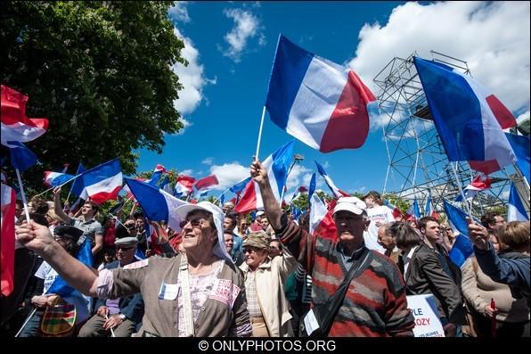 meeting-Sarkozy-trocadero-paris-0010