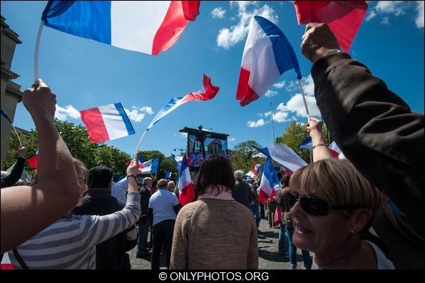 meeting-Sarkozy-trocadero-paris-0007