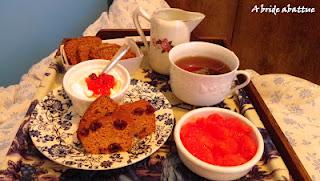 Pain d'épices Mulot&Petitjean; en accompagnement de poires au poivre de cassis