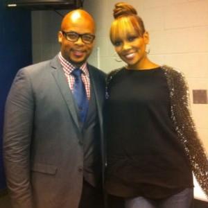 James Fortune invite Monica sur son single : Hold On.