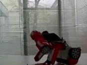 véritable petit Transformer doté moteurs