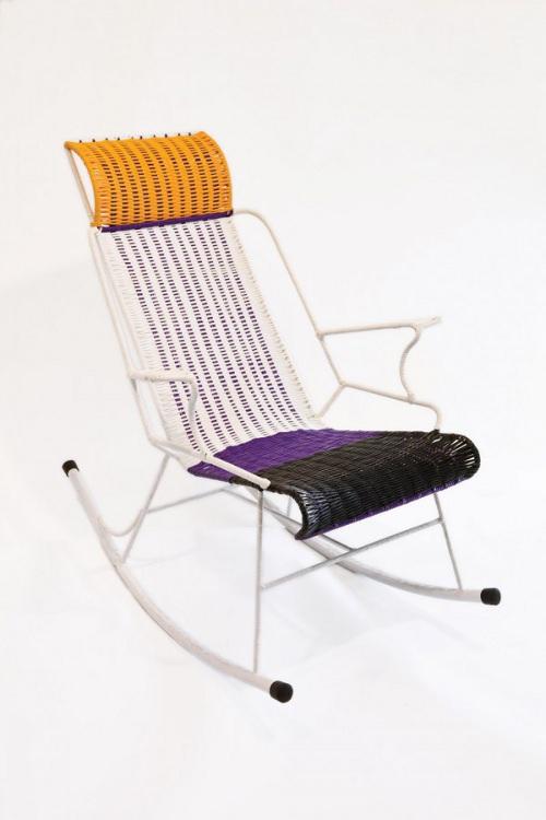 Design et Réinsertion 100 chaises par Marni
