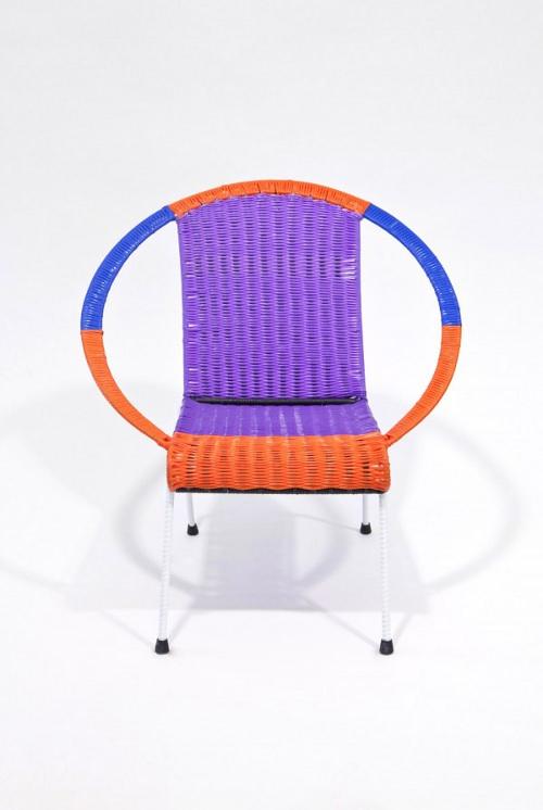 Design et Réinsertion 100 chaises par Marni