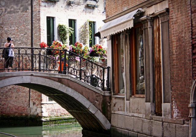 Si on rêve à Venise, c'est avec des sensations, non avec des idées. Hippolyte Taine