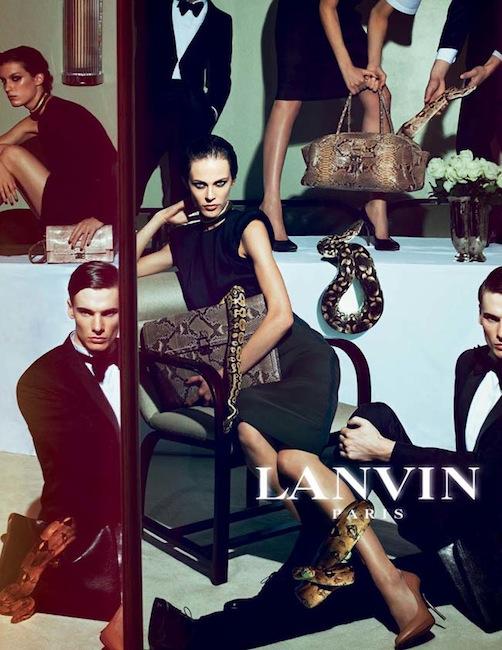 La robe-serpent Lanvin de Jennifer Lopez : YAY or NAY ?